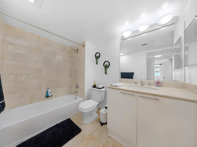 2101 Brickell Ave #605 — Photo 21