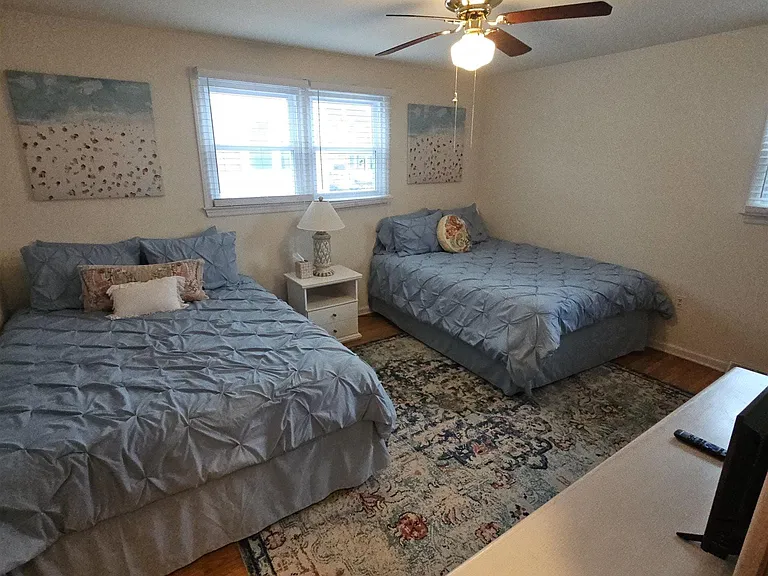 6901 Ventnor Ave #2 — Photo 31