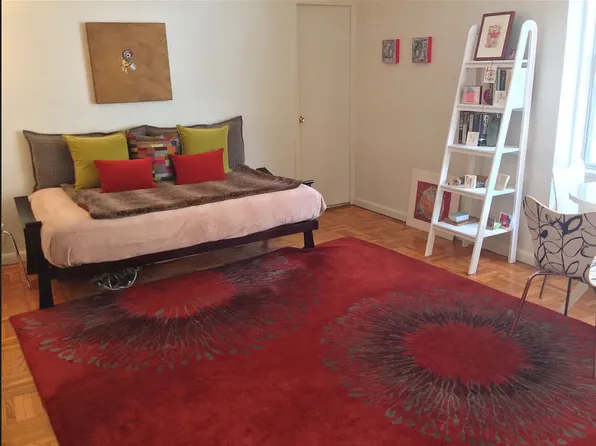 77 West 55th Street image 1 of 4