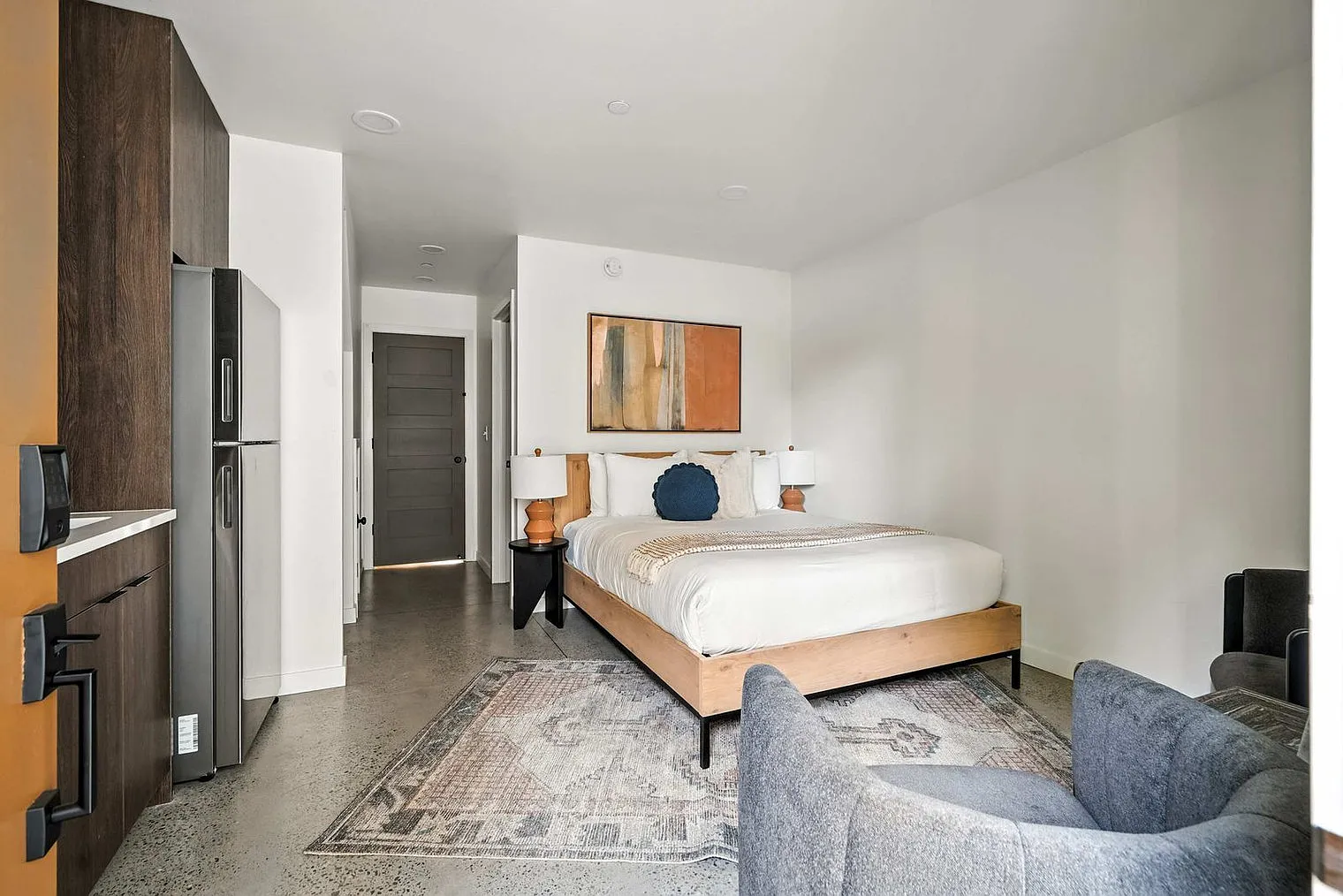 Studio, 1.0 bath, 290 sqft, $2,763 — Photo 1