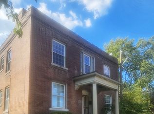 2217 Klemm St, Saint Louis, MO 63110