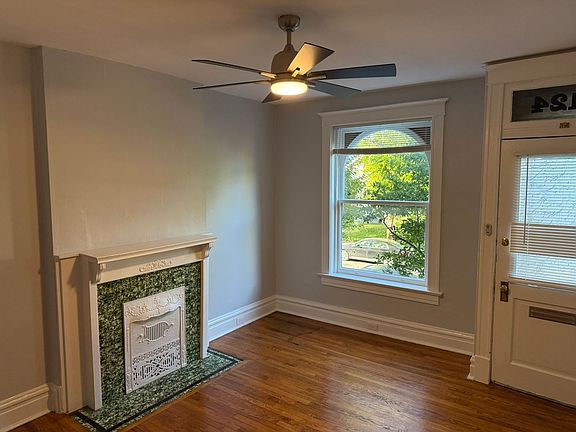 2nd image of 4124-4126 Connecticut St #4124