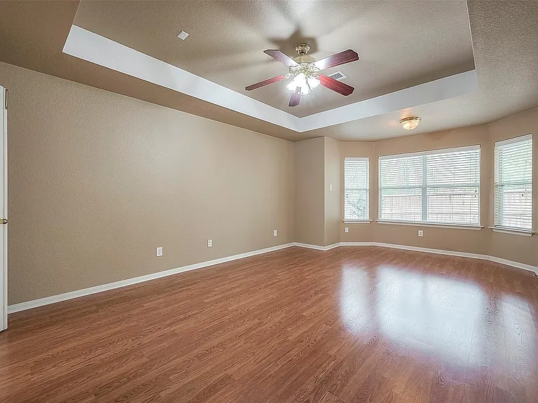 134 E Foxbriar Forest Cir — Photo 36