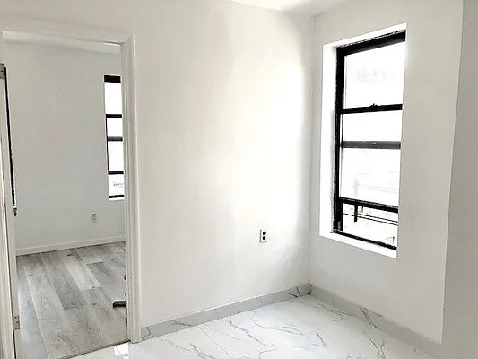 Rented by Jade Stone Real Estate Consulting | media 17