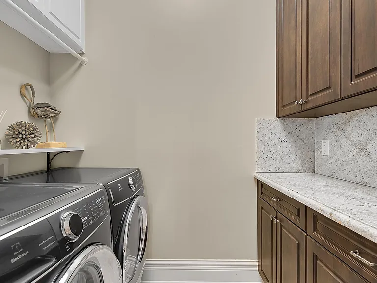 960 Coquina Ln #10 — Photo 6