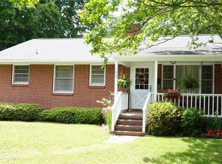 1406 Irving St, Winston Salem, NC 27103