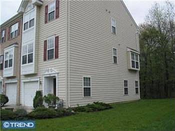 2nd image of 727 Barton Run Blvd