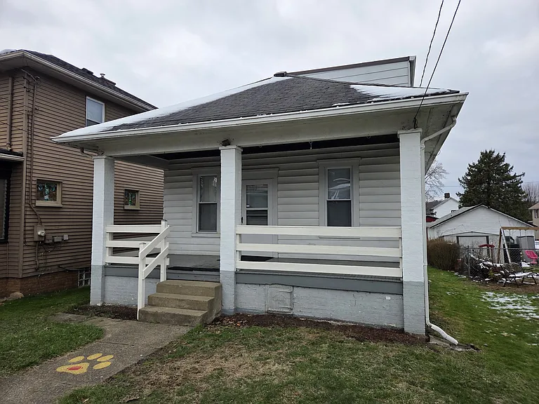 241 N 18th Ave — Photo 1