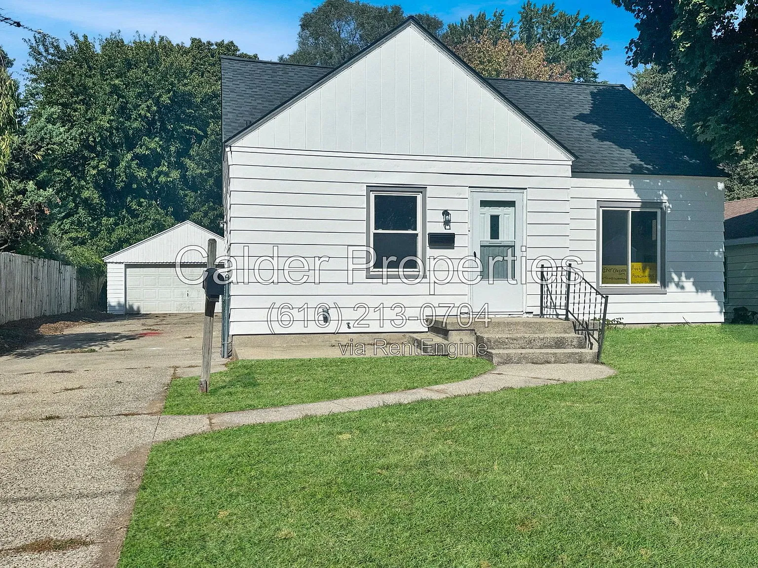 3 bed, 1.0 bath, 1036 sqft, $2,295 — Photo 1