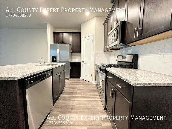 5th image of 5120 Glade Park Dr
