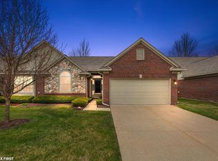 52672 Sable Dr #15, Macomb, MI