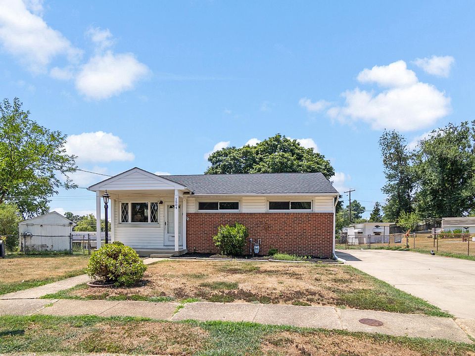 1st image of 1504 Dover Ct