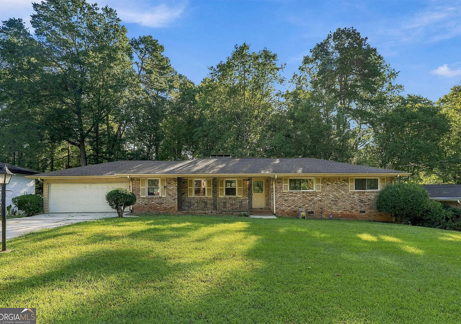 3 bed, 2.0 bath, $1,850 — Photo 1