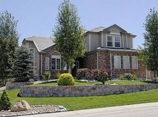 560 Crossing Cir, Castle Pines, CO 80108