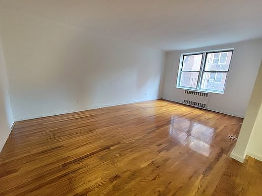 2nd image of 67-11 Yellowstone Blvd #8B