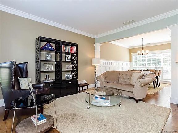 3rd image of 5850 Cambridge Bay Dr #901