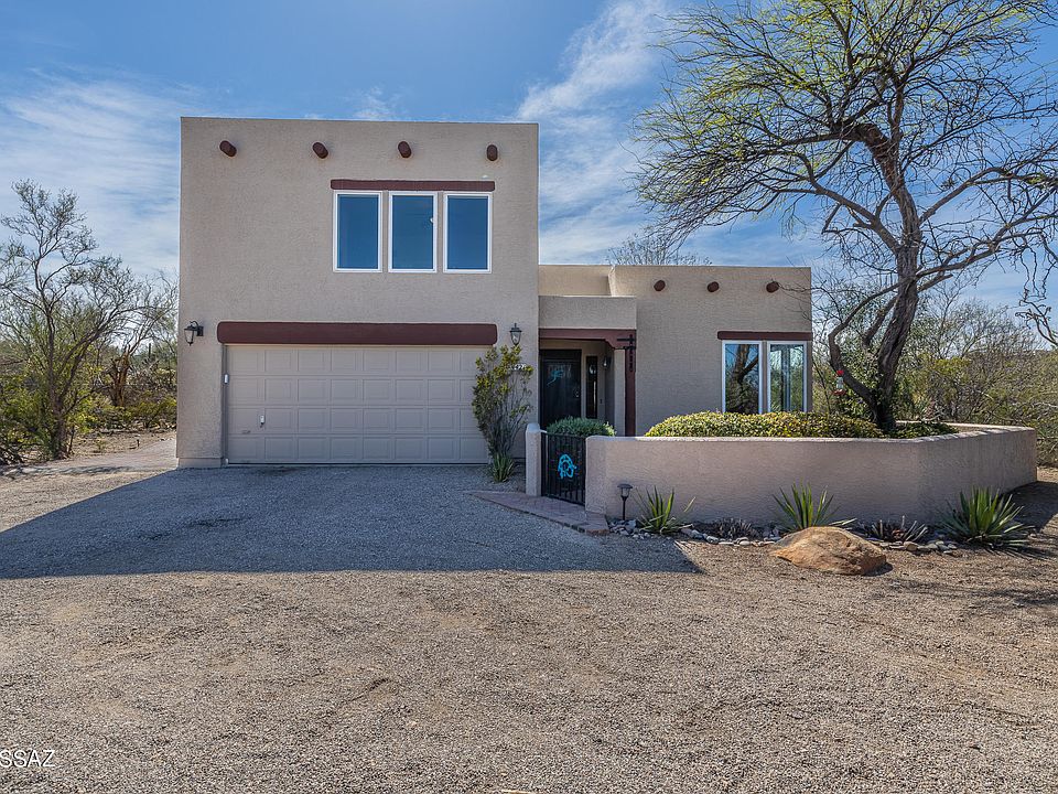 1st image of 4421 N Paseo De Los Cerritos