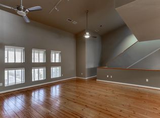 1717 Dennis St, Houston, TX 77004