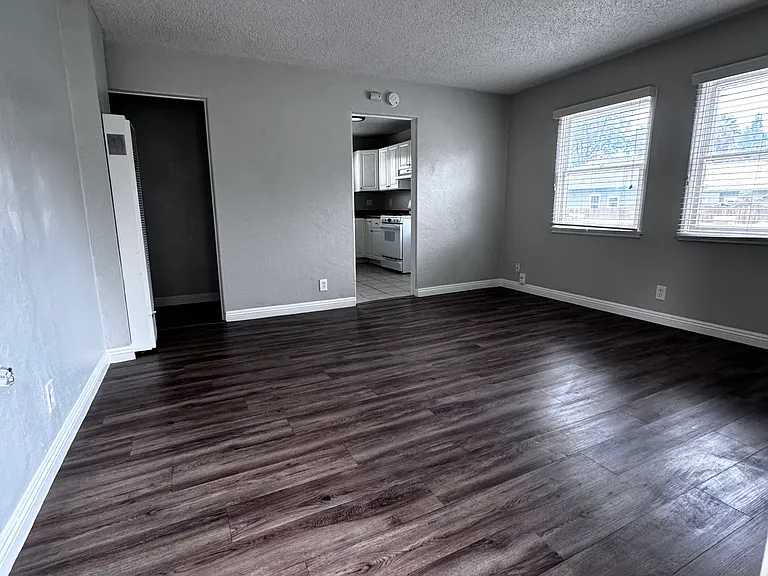 3961 Brockton Ave #4 — Photo 4