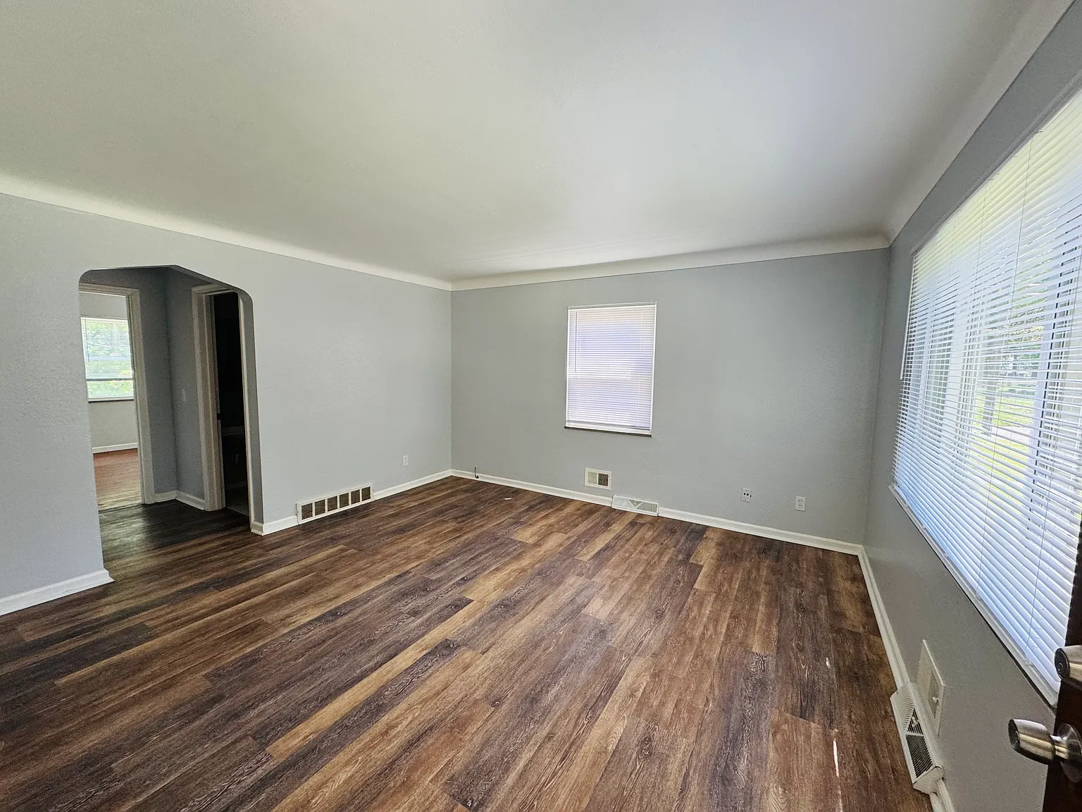4 bed, 1560 sqft, $1,350 — Photo 2