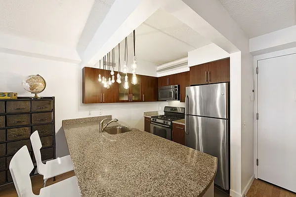 Rented by Nest Seekers International | media 9