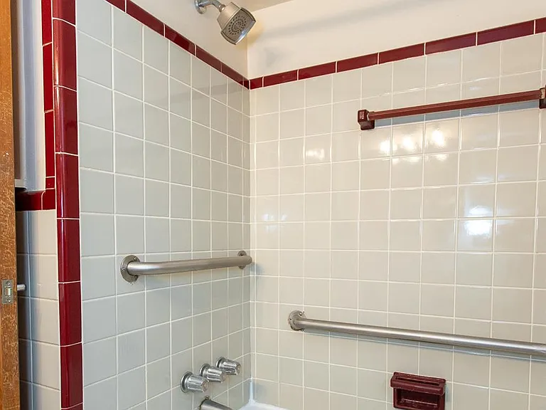 8501 Northfield Blvd — Photo 25