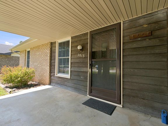 2nd image of 2013 S Grant Avenue