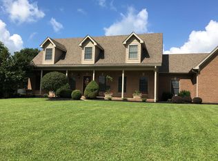 312 Whispering Brook Dr, Nicholasville, KY 40356