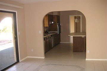 4th image of 2204 Littler Ln