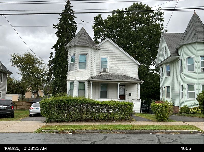1st image of 547 Ellsworth St