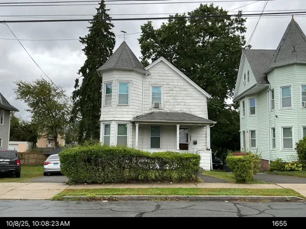 547 Ellsworth St, Bridgeport, CT 06605