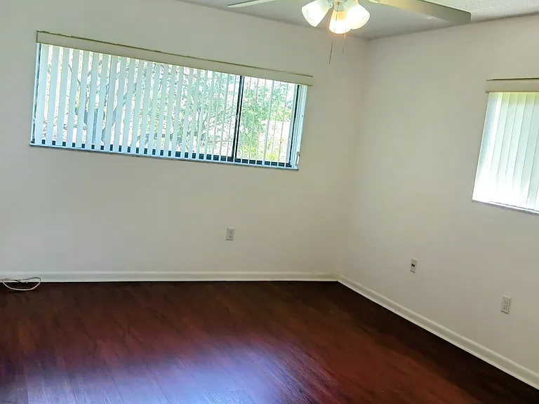 8015 SW 107th Ave #218 — Photo 29