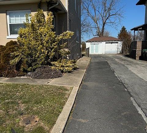 2nd image of 115 Grier Ave
