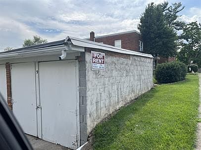 1st image of 2515 Woodlawn St #16372285