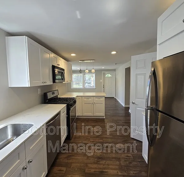 1017 Rodey Ave — Photo 10