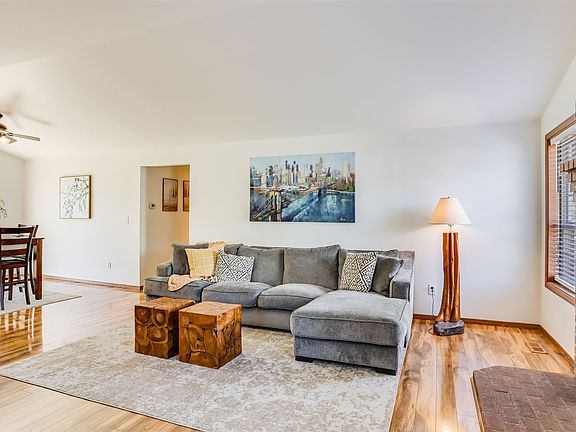2nd image of 505 Corrin Avenue SE
