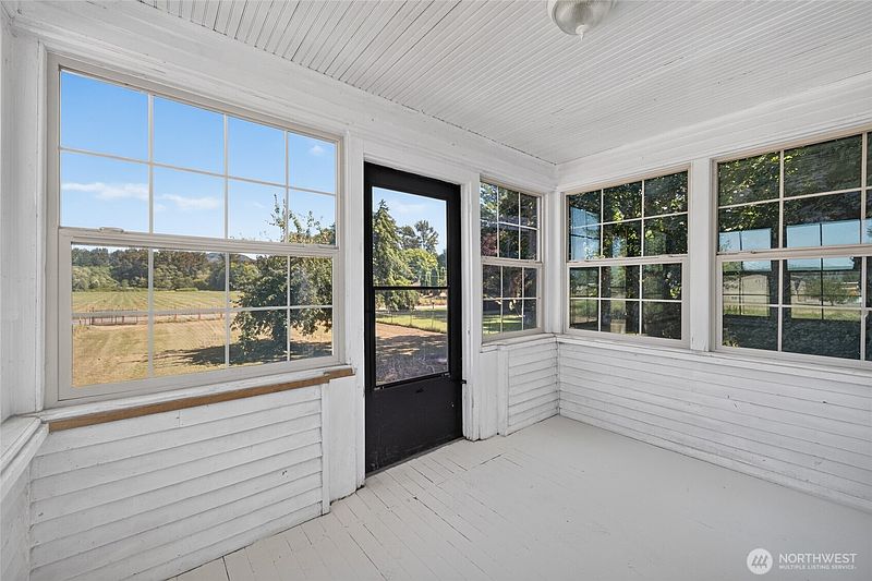 5th image of 11174 Sterling Road