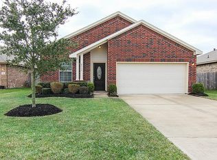 3117 Braepark Ct, Dickinson, TX 77539