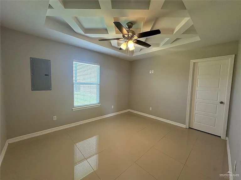 827 Whitewing St — Photo 11