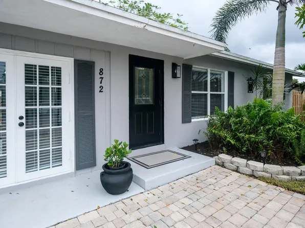 872 Balfrey Drive S, West Palm Beach, FL 33413