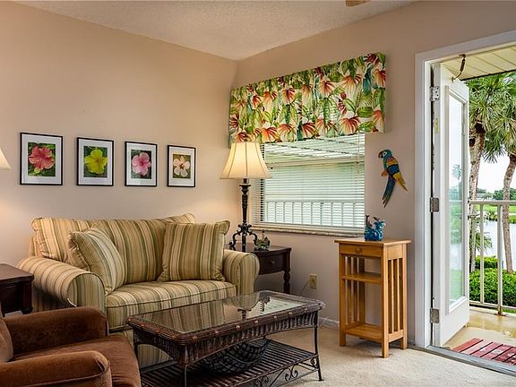 3rd image of 36 Vista Gardens Trl