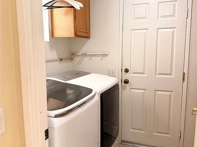 115 Citrus Ranch Rd — Photo 15