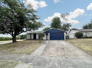 4953 Wampler Dr, The Colony, TX 75056