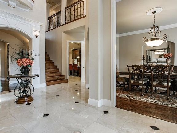 2nd image of 2733 Wood Lake Dr