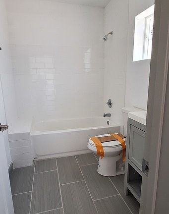 5th image of 1114 S Orange Dr
