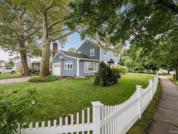 2nd image of 2563 Milburn Avenue