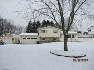6707 Marivale Ave NE, Louisville, OH