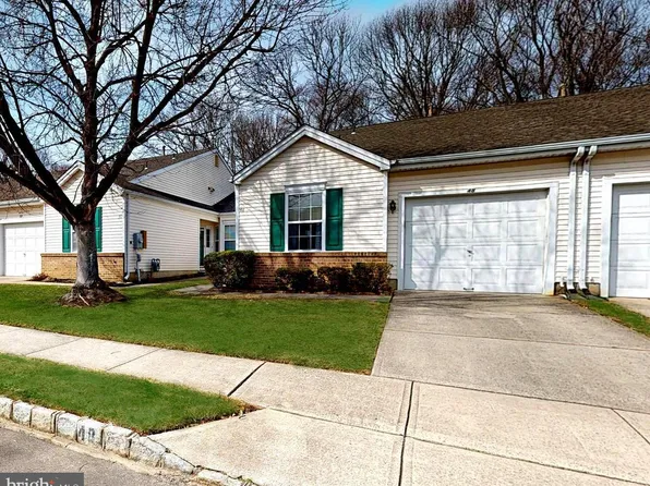 48 Peppergrass Dr N, Mount Laurel, NJ 08054
