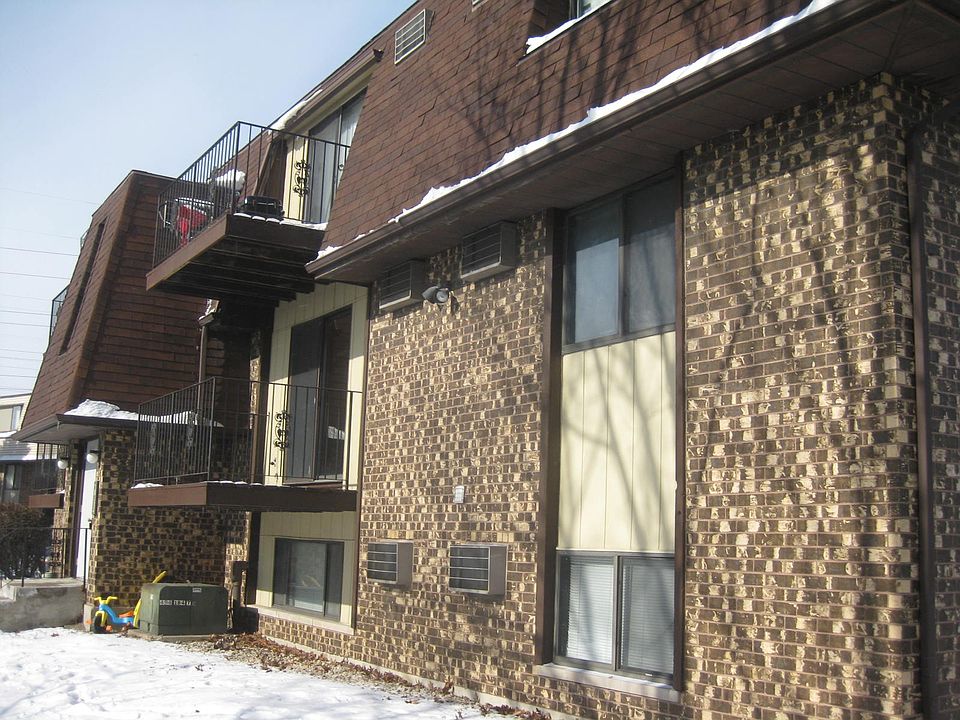 1st image of 520 Bellarmine Dr E APT 7