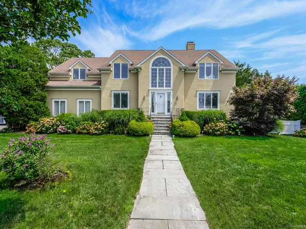 142 Downs Avenue, Stamford, CT 06902